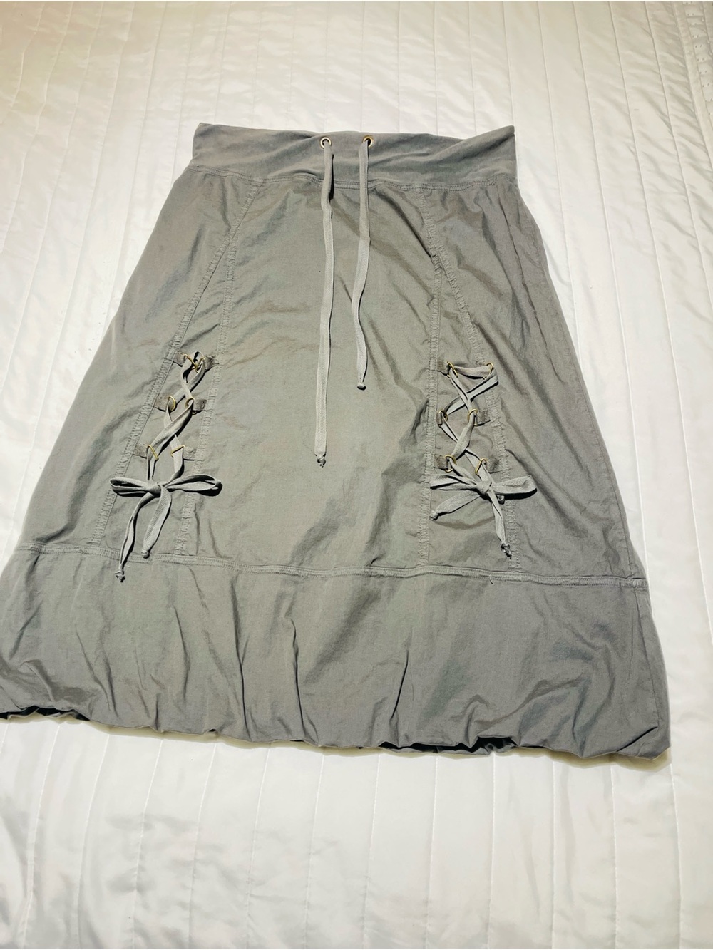 XCVI Light Gray Lace-Up Drawstring Midi Skirt - Picture 3 of 8